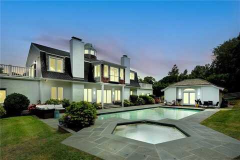 1 Harbor View Drive, Newport, RI 02840