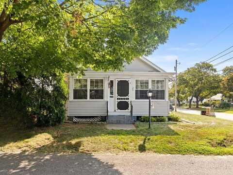 26 Althea Road, Warwick, RI 02889