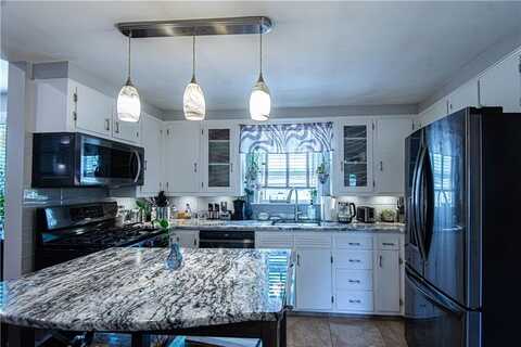 28 Burnside Avenue, East Providence, RI 02915