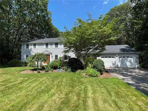 105 LYNN CIRCLE Circle, East Greenwich, RI 02818