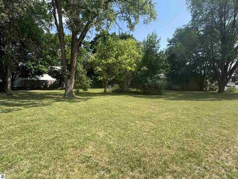 222 N Main Street, Lake City, MI 49651