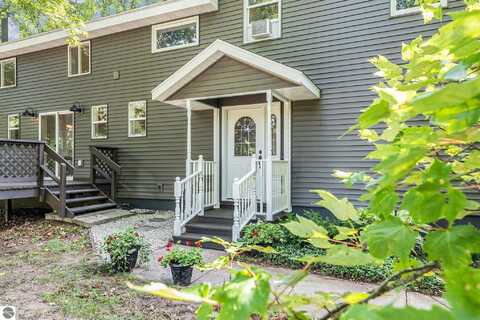 8588 Dell Road, Kingsley, MI 49649