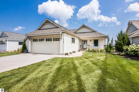 2764 W Crown Drive, Traverse City, MI 49685