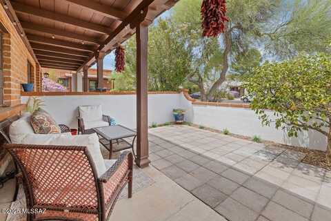 341 W Camino Penasco, Green Valley, AZ 85614