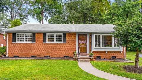 2711 Dumont Drive, Greensboro, NC 27403