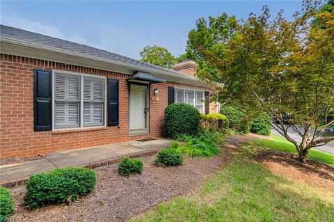 818 Devon Court, Winston Salem, NC 27104