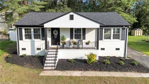 3121 Shallowford Drive, Greensboro, NC 27406