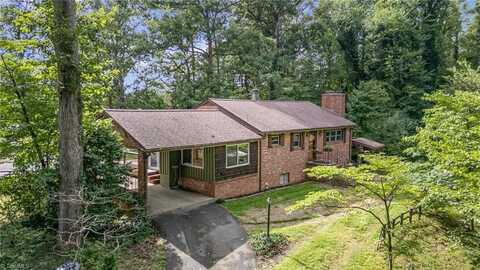8002 Cabernet Cove, Stokesdale, NC 27357