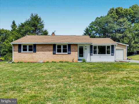 1642 W LISBURN ROAD, MECHANICSBURG, PA 17055