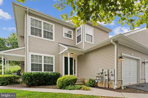 104 BELLWOOD COURT, PHOENIXVILLE, PA 19460