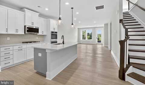 3704 ELIZABETH RIVER DRIVE, UPPER MARLBORO, MD 20772