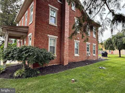 60 W CHURCH ROAD, STEVENS, PA 17578