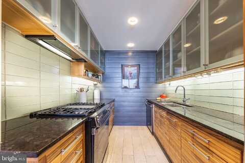 5112 MACARTHUR BOULEVARD NW, WASHINGTON, DC 20016