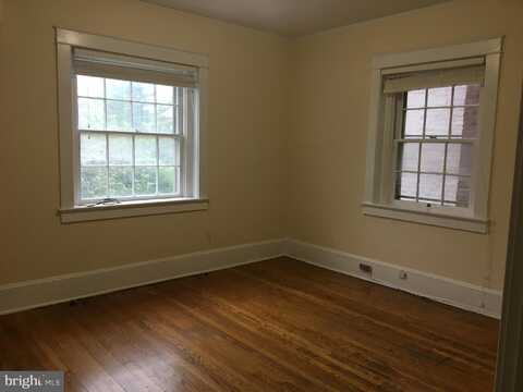208 W BOSCAWEN STREET, WINCHESTER, VA 22601