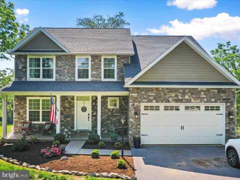 60 LINOAK ROAD, CHAMBERSBURG, PA 17202
