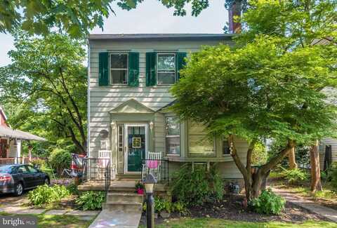 110 E ASHLAND STREET, DOYLESTOWN, PA 18901