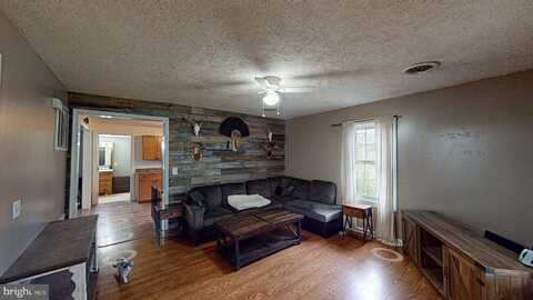 90 DUKES WAY, SPRINGFIELD, WV 26763
