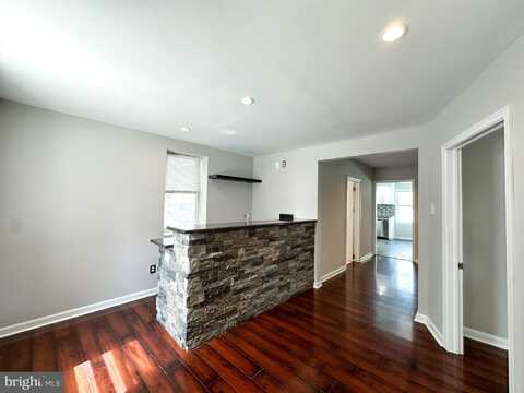 2191 DUNKSFERRY ROAD, BENSALEM, PA 19020