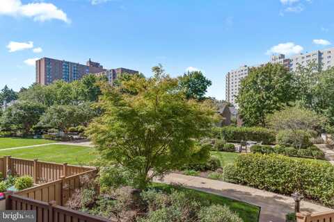 5300 HOLMES RUN PARKWAY, ALEXANDRIA, VA 22304