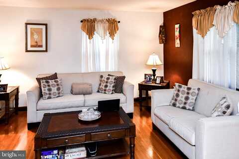 4002 ALABAMA AVENUE SE, WASHINGTON, DC 20020