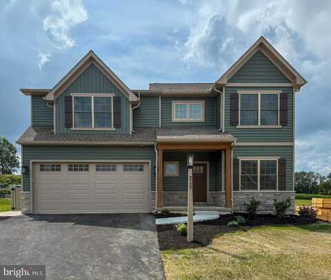 215 PARKSIDE PLACE, LANCASTER, PA 17602