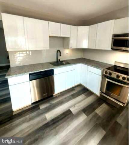 183 CENTER STREET, HANOVER, PA 17331
