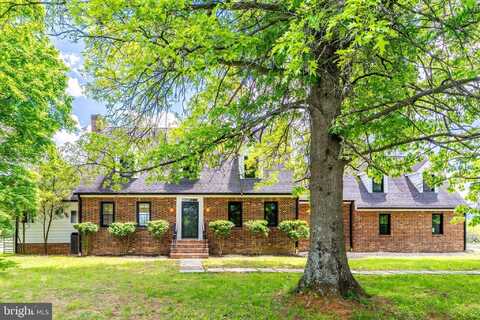 367 KENNEL ROAD, BOYCE, VA 22620