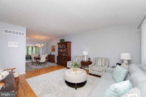 130 PARADISE DRIVE, VOORHEES, NJ 08043