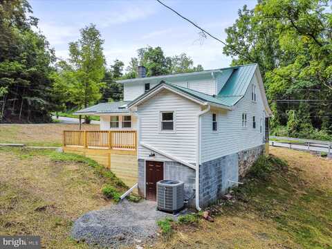 10559 LINCOLN HIGHWAY, Mc Connellsburg, PA 17233