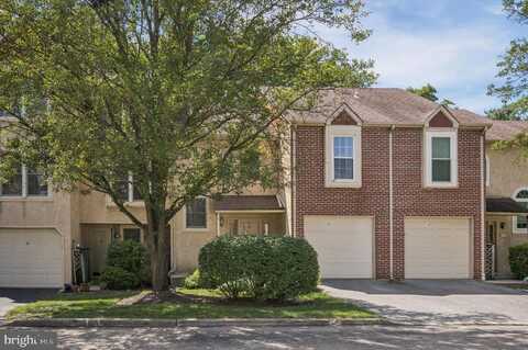 22 WHITE PINE COURT, LAFAYETTE HILL, PA 19444