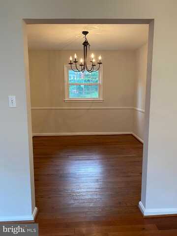 3137 CRESWELL DRIVE, FALLS CHURCH, VA 22044