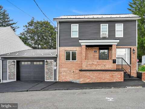 236 N CENTER, FRACKVILLE, PA 17931