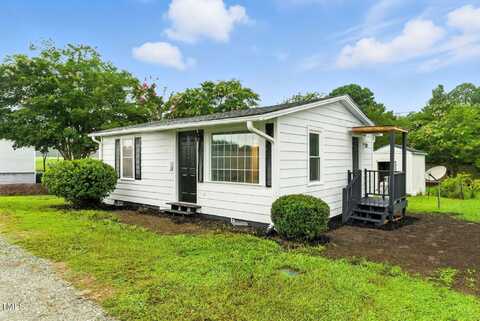 35 James Street, Angier, NC 27501