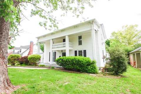 112 N Church, SPARTA, TN 38583