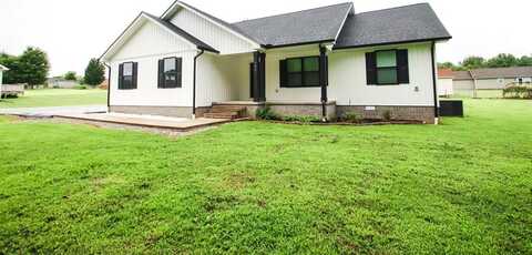 191 Rustling Oaks, SPARTA, TN 38583