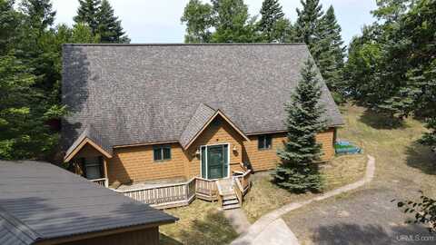57487 Lakeshore, Calumet, MI 49913