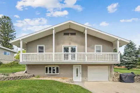 103 NW 11 Avenue, Waukon, IA 52172