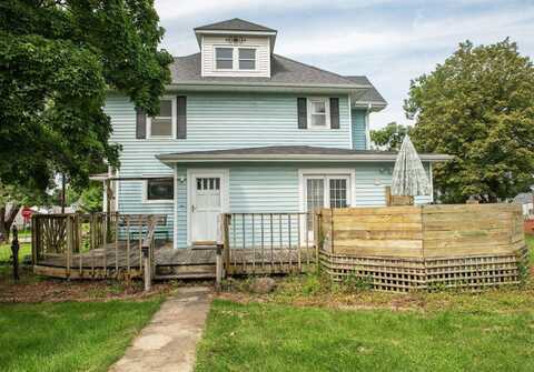 303 Jefferson Street, Hudson, IA 50643