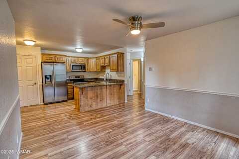 2700 S White Mountain Road, Show Low, AZ 85901