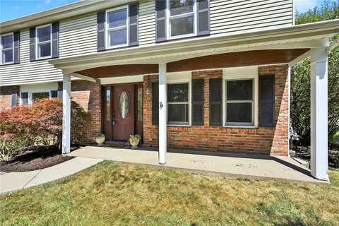 613 Robinhood Ln, Peters Township, PA 15317