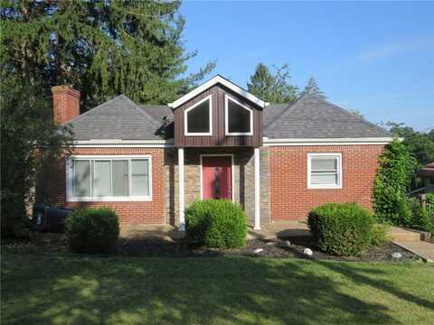 290 Mcmurray Rd, St Clair, PA 15241