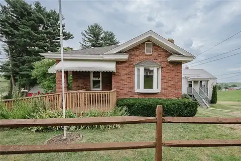 613 N Cherry St, Worthington, PA 16262