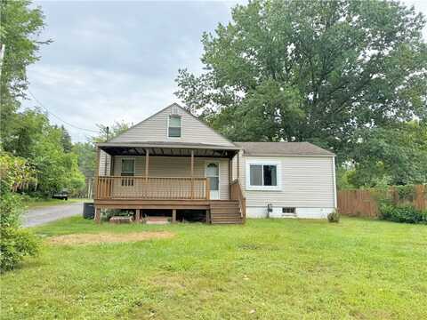 2001 Tony St, Shenango Twp, PA 16101