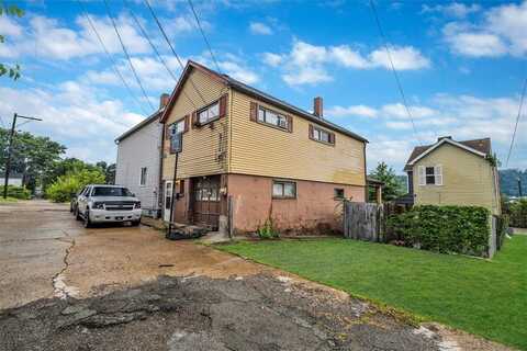 1306 Constitution Blvd, New Kensington, PA 15068