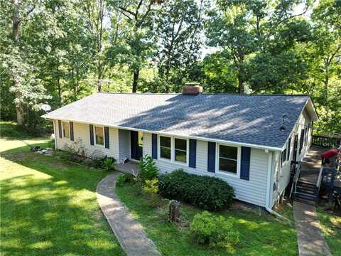 440 Cleveland Pike Road, Westminster, SC 29693