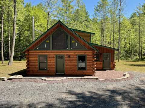200 Oak Hollow Road, Jay, NY 12941