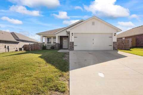 6100 Hoover ST, Bentonville, AR 72713