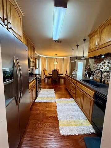 134 Winterwood CIR, Dardanelle, AR 72834