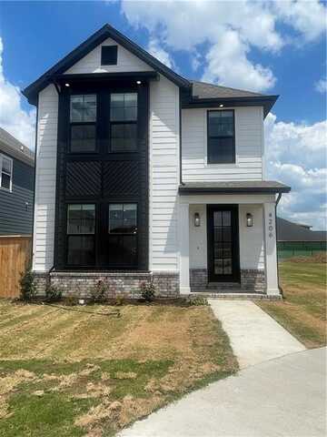 4206 W Bronco DR, Fayetteville, AR 72704