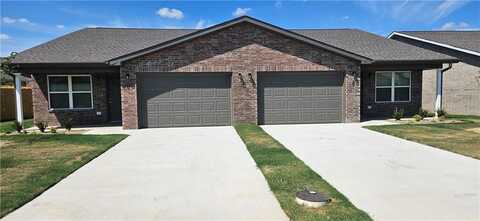 618 68th AVE, Highfill, AR 72712